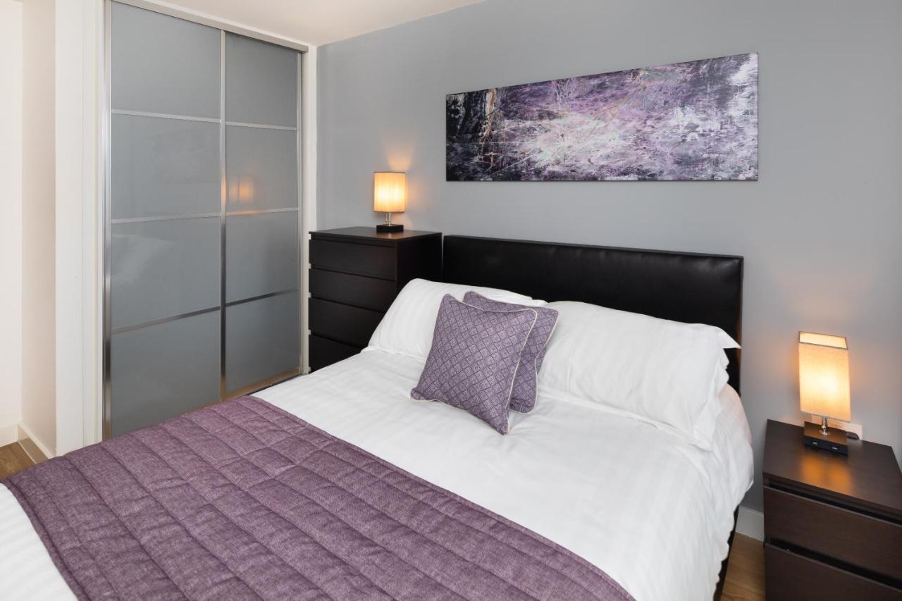 Stylish City Centre Apartment - Home From Home With Fully-Equipped Kitchen, Smart Tv, Netflix, Superfast Wifi, Free Parking, Self Check-In - By Brightleap Apartments Milton Keynes Esterno foto