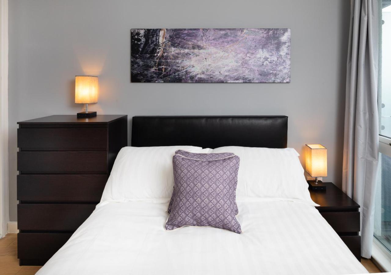 Stylish City Centre Apartment - Home From Home With Fully-Equipped Kitchen, Smart Tv, Netflix, Superfast Wifi, Free Parking, Self Check-In - By Brightleap Apartments Milton Keynes Esterno foto